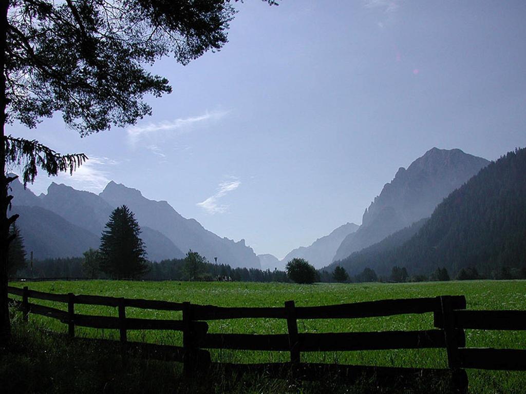 B&B Villa Dolomites Hut San Vigilio Di Marebbe Exterior foto